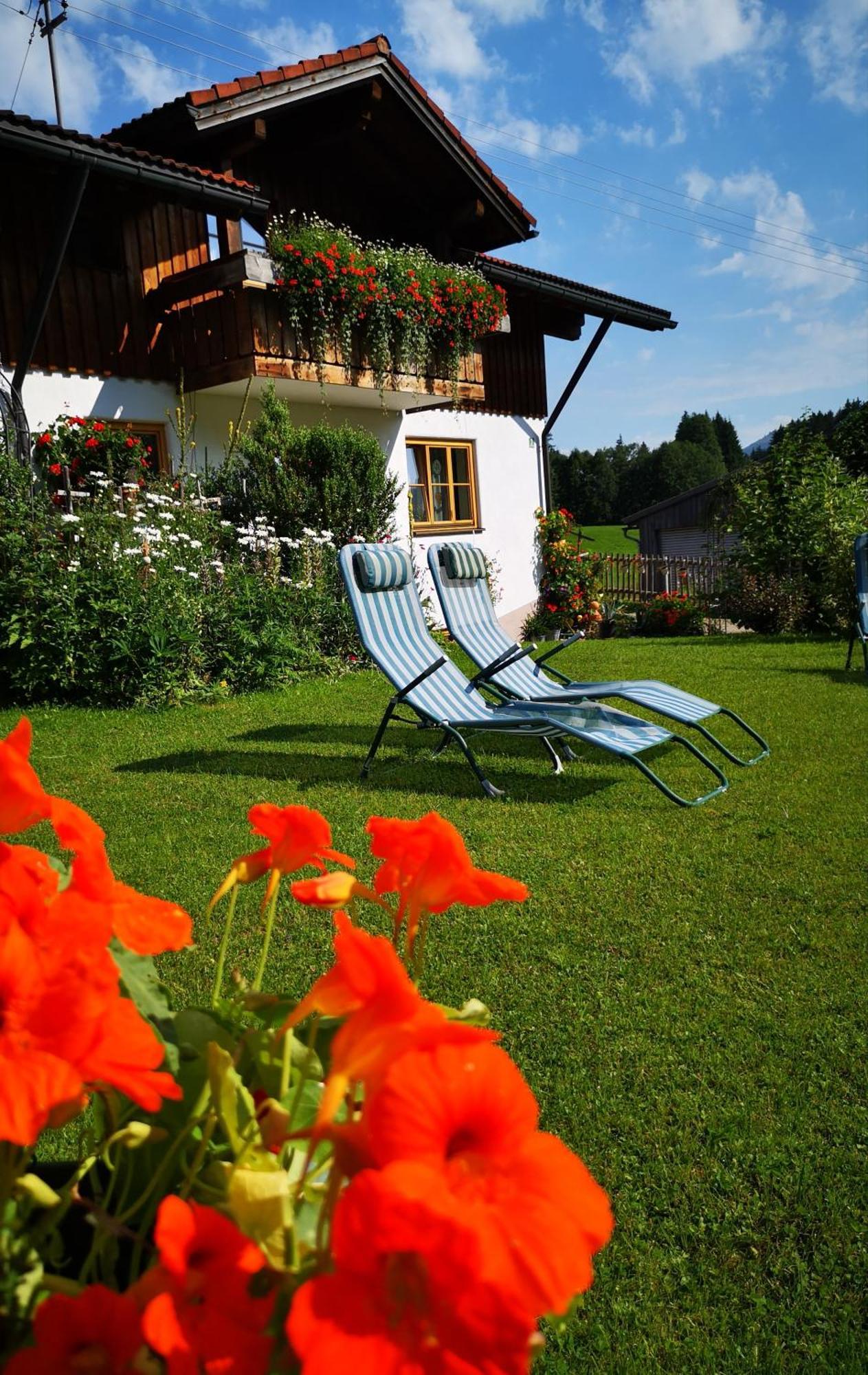 Haus Auerhahn Apartment Bad Hindelang Exterior photo